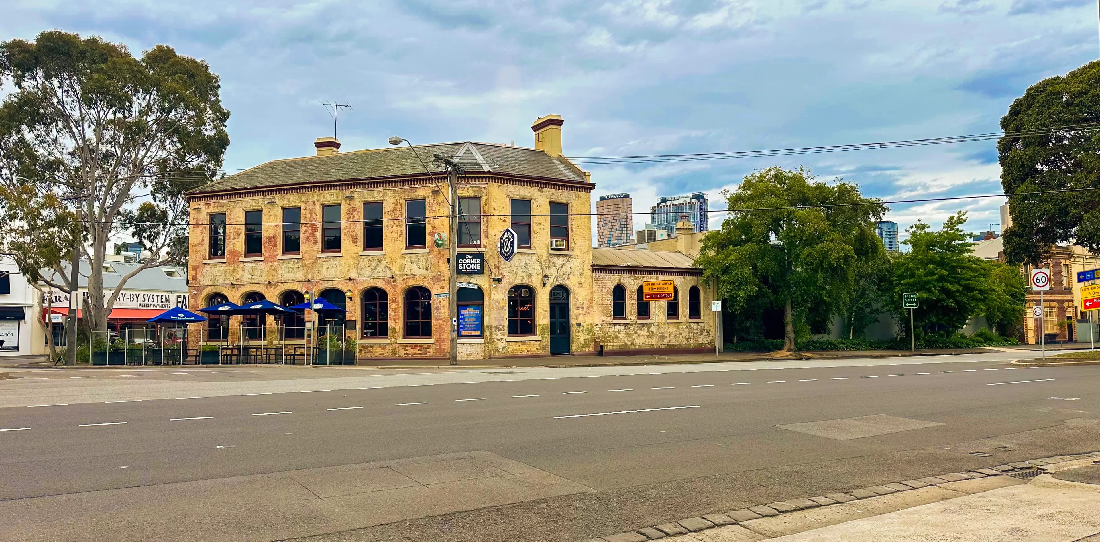 Outdoor dining area at The Cornerstone Pub in Port Melbourne